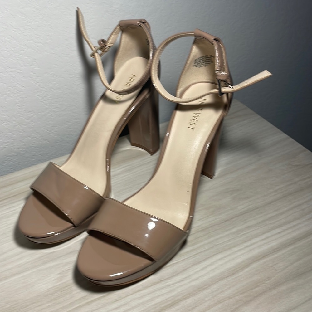 Nude platform heel